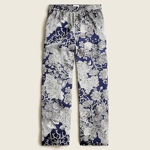 Pull-on cropped pant in Ratti® seashell print nwt